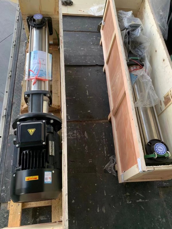 輕(qing)型立式多(duo)級離心泵(beng)